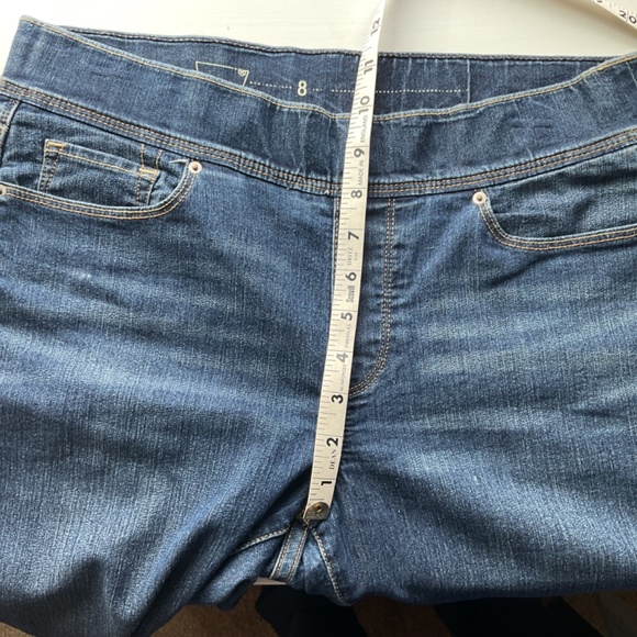 Women’s Stretch Waist Levi’s Jeans, SZ 8 - Picture 8 of 8